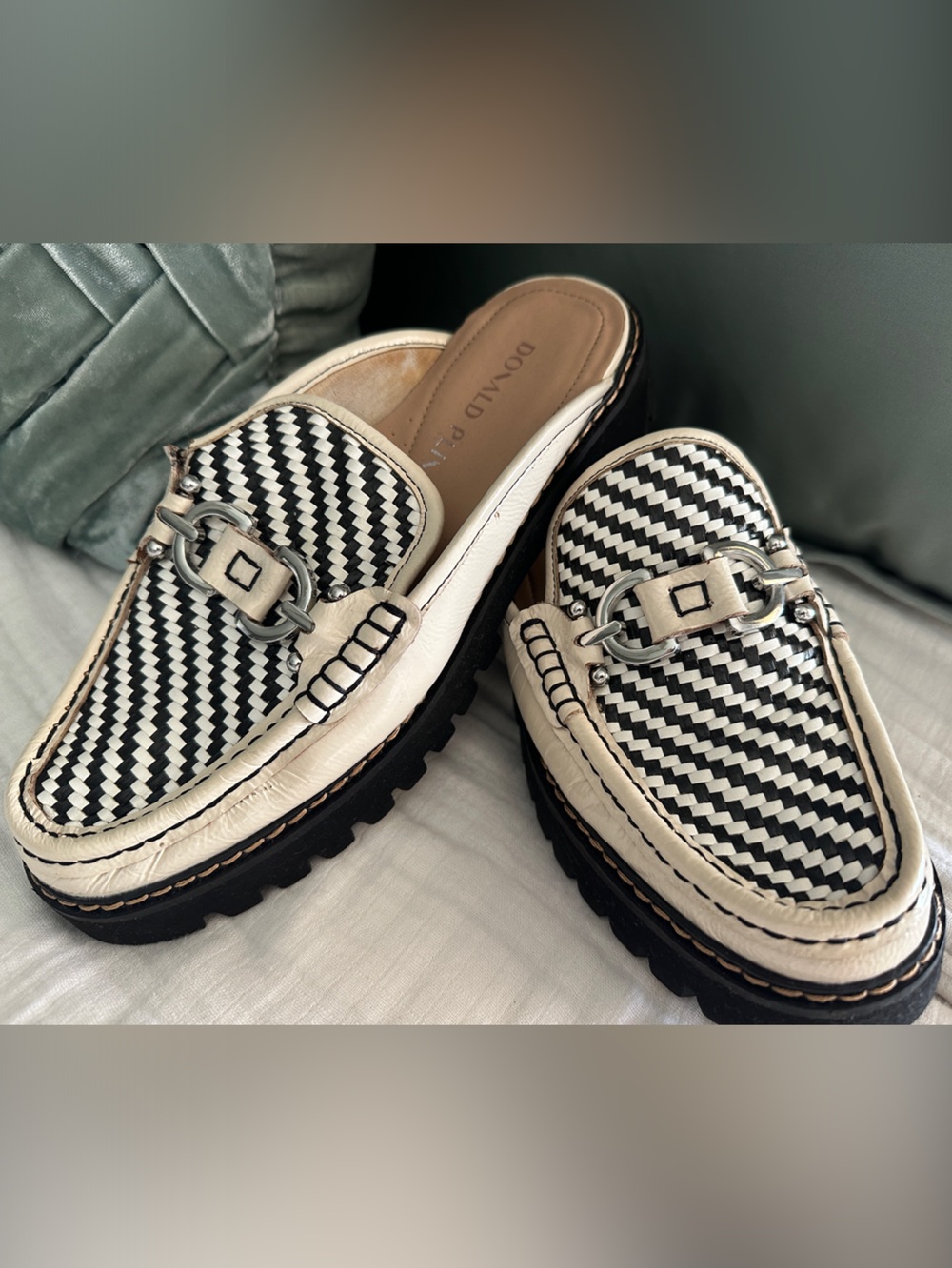 Donald Pliner Black White Woven Leather Mules Slip On Loafers Chain Detail
